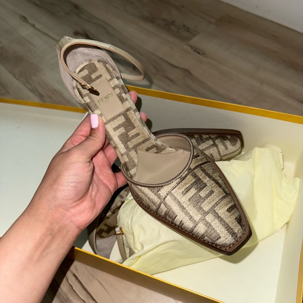 Fendi Chenille Jacquard FF Cut Baguette Ankle Strap 105mm Pumps 7.5